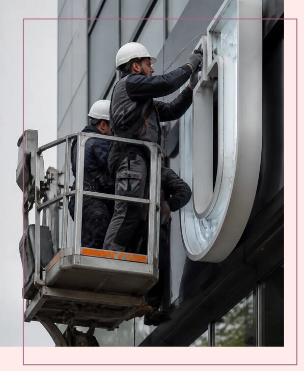 Монтаж световых вывесок в Тейково по цене от 8155 р. | Аванза-Ткв